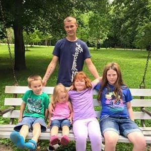 Meet your Posher, Robert